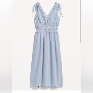 Old Navy Fit & Flare Striped Tie Shoulder Smocked Maxi Dress